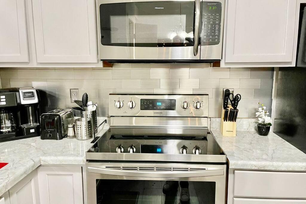 3 Bedroom Entire Home - Centrally Located In Katy, Texas Exterior foto